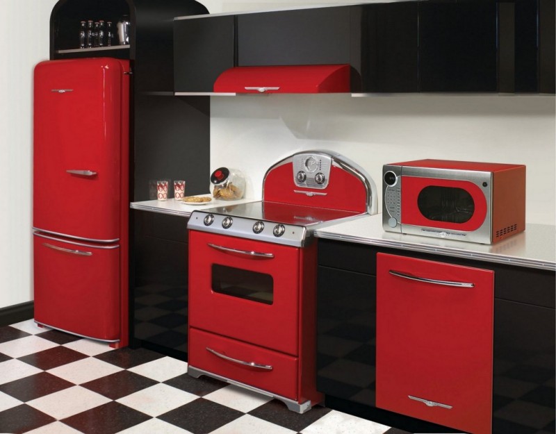 20 Modern Kitchens With Cool Retro Appliances