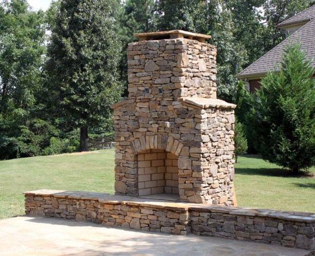 20 Beautiful Outdoor Stone Fireplace Designs