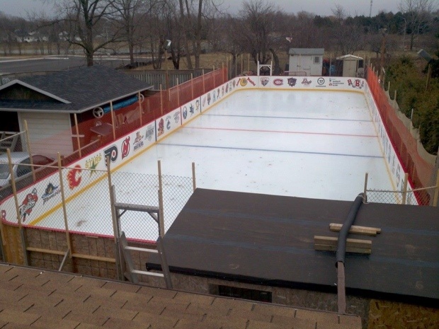 backyard-rink