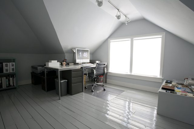 cool-attic-home-office-design-ideas-001