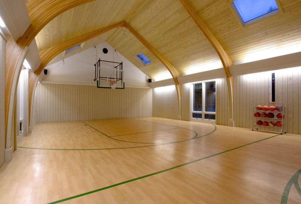 20 of the Most Amazing Home Basketball Courts