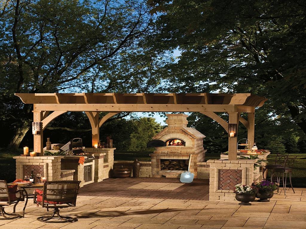 Large-Outdoor-Fireplace-Ideas