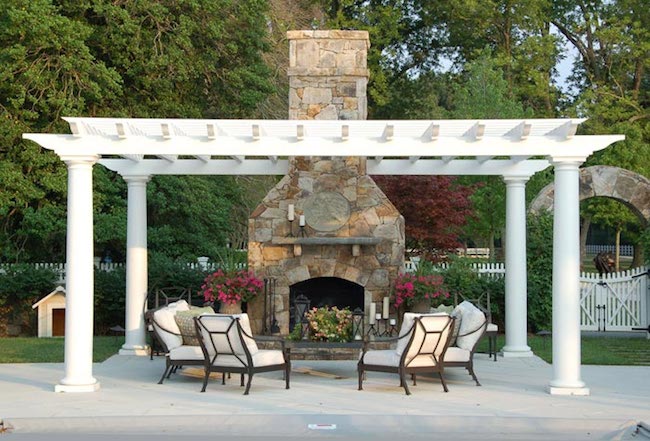 installing-an-outdoor-fireplace