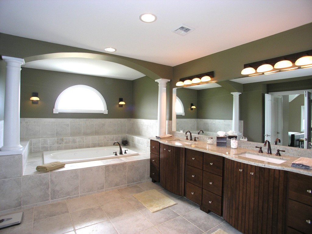 Master Bathroom Ideas Photo Gallery : Rejuvenate Your Senses With Luxury Master Bathroom Designs / This is our small primary bathroom design gallery where you can browse photos or filter down your search with the options on the right.