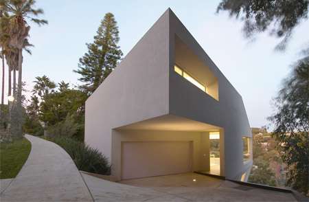 modern-hill-house-in-california