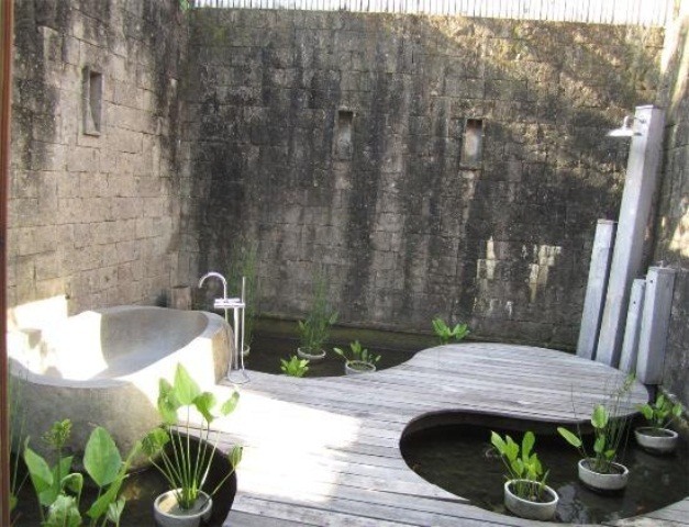 outdoor-bathroom-designs-that-you-gonna-love-45