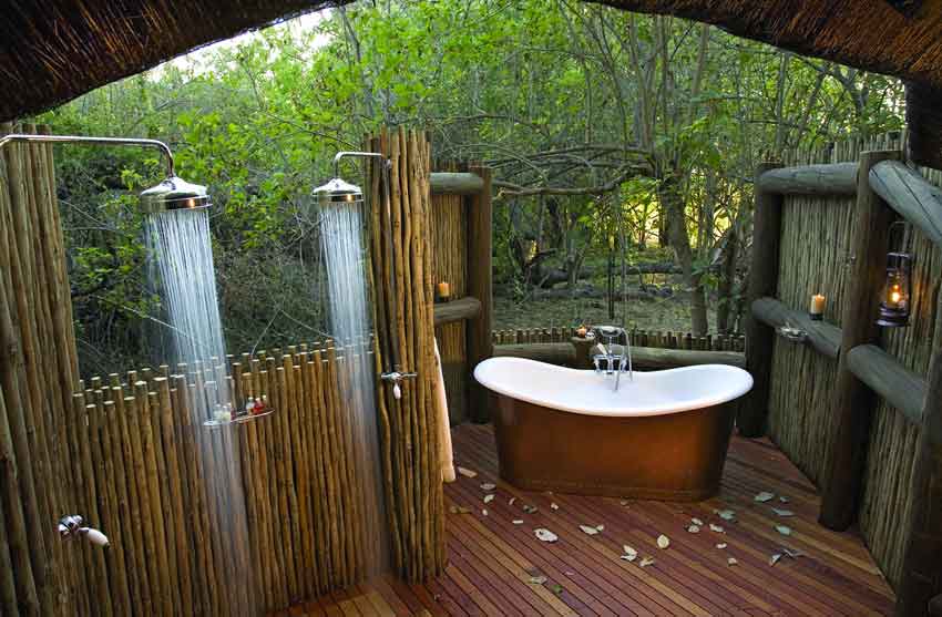 outdoor-bathroom