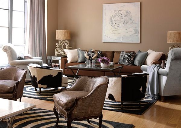 Awesome-Safari-Inspired-Living-Room-Decor-with-Brown-Sofa