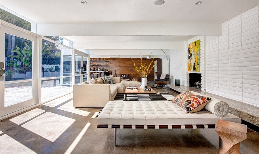 Open-living-room-with-a-mid-century-modern-style