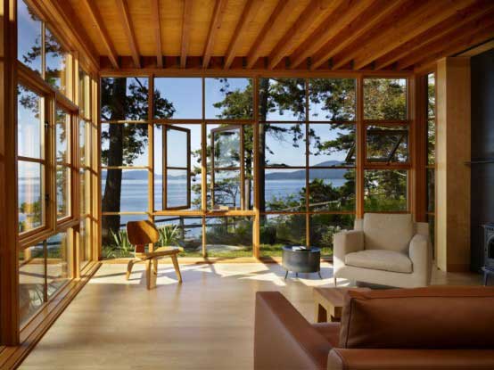 Very-Cozy-Sunroom-Design-with-an-Beautiful-View