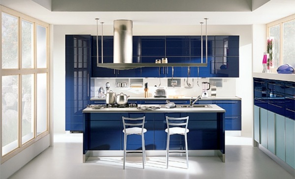 dark-blue-luxury-italian-kitchen-Scavolini