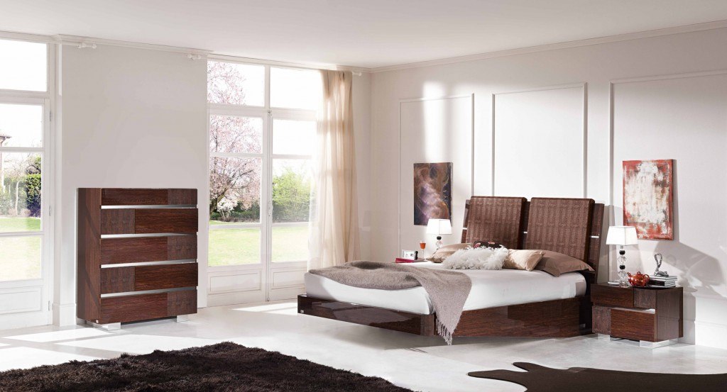 dark-hue-area-rugs-in-plain-bedroom-color-and-contemporary-modern-brown-wooden-furniture-sets