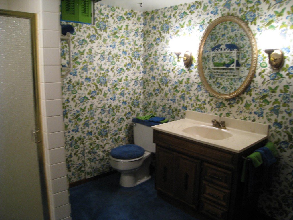 20 of the Worst Bathroom Design Ideas We've Ever Seen