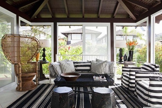 unique-model-rattan-chair-unique-color-carpet-for-amazing-glass-walls-sunroom-interior-design-on-beach-ideas-diy-sunroom-addition-living-room-neat-and-beautiful-diy-sunroom-addition-618x412