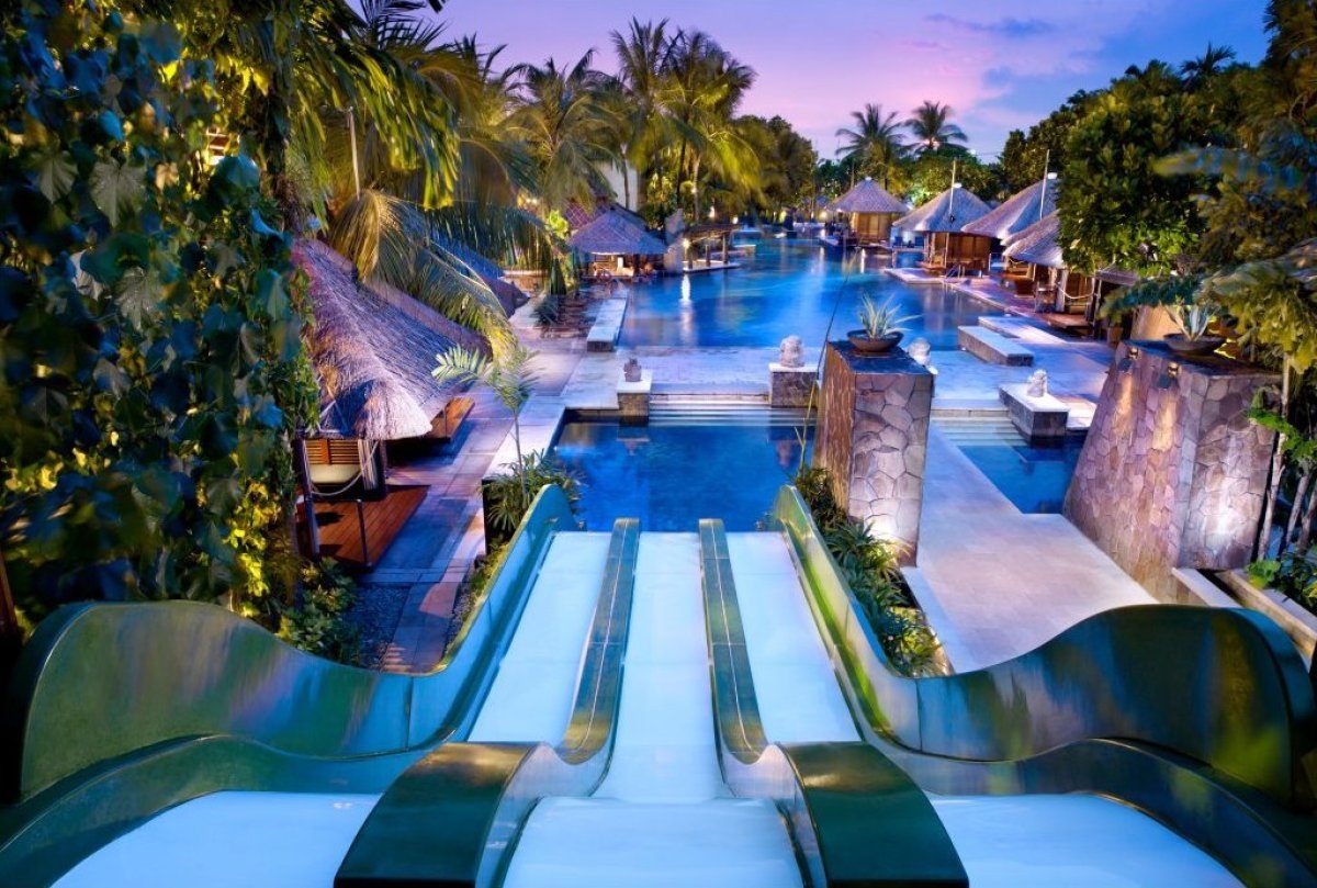 20 Of The Nicest Hotel Pools In The World