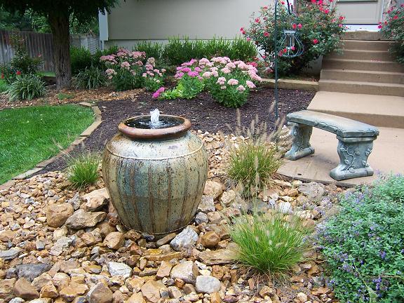 backyard-fountains-ideas