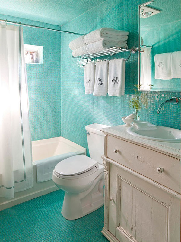 Small Bathroom Ideas: Bright Blue Small Bathroom Idea