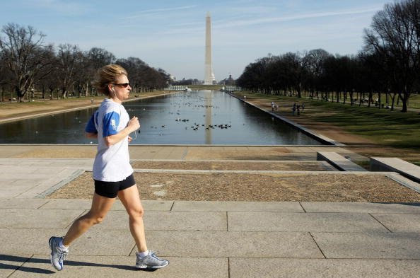 women jogging at the Washington Monument