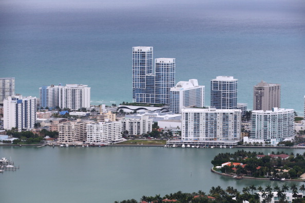 Condo buildings on ocean front propety in the city of Miami 