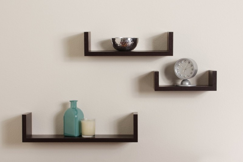 U-Shaped floating shelves