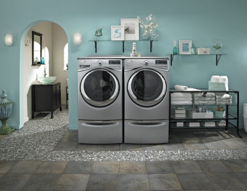 Simple futuristic laundry room