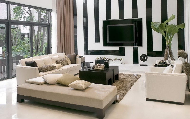 black and white living room with cream chaise lounge