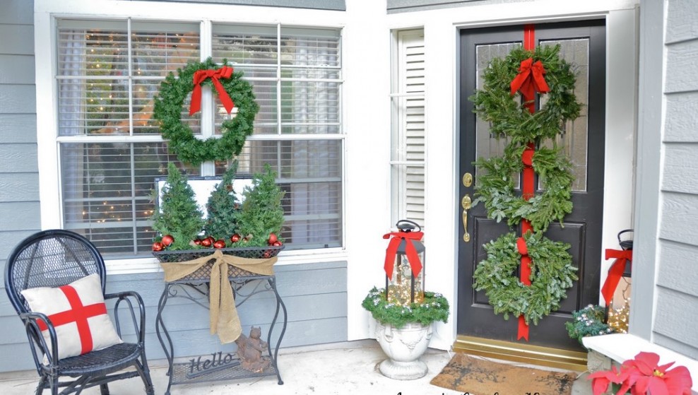 20 Elegant Outdoor Christmas Decorations Perfect For The Holiday Season