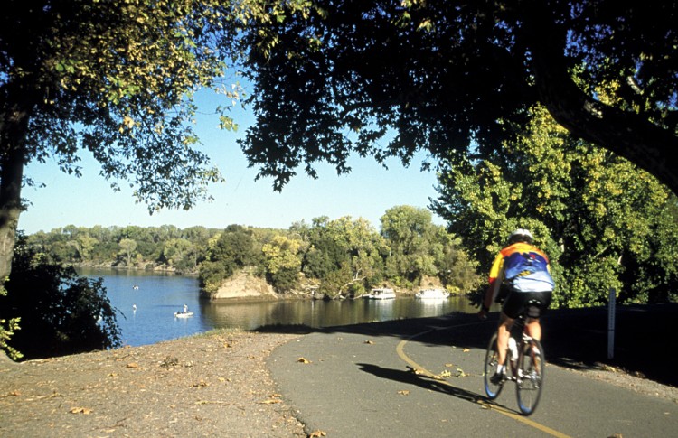 American River Bike Trail Sacramento