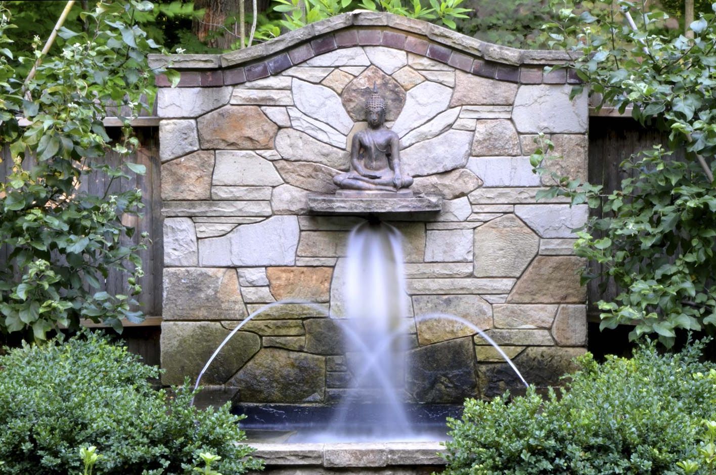 20 Stunning Backyard Waterfall Designs