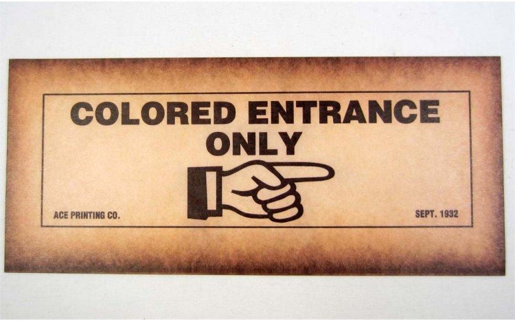 colored entrence sign