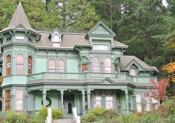 Shelton McMurphey House in Eugene Oregon