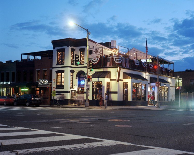 Nellies Bar in Washington DC