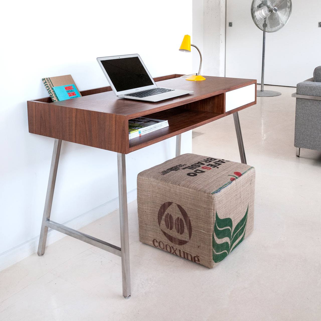 20 Modern Desk Ideas For Your Home Office