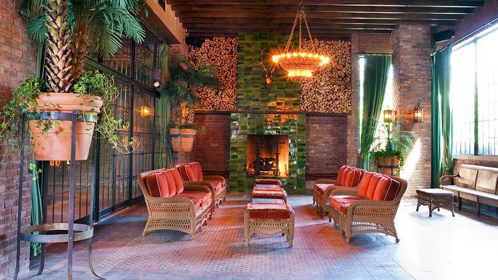 20 Awesome Indoor Patio Ideas