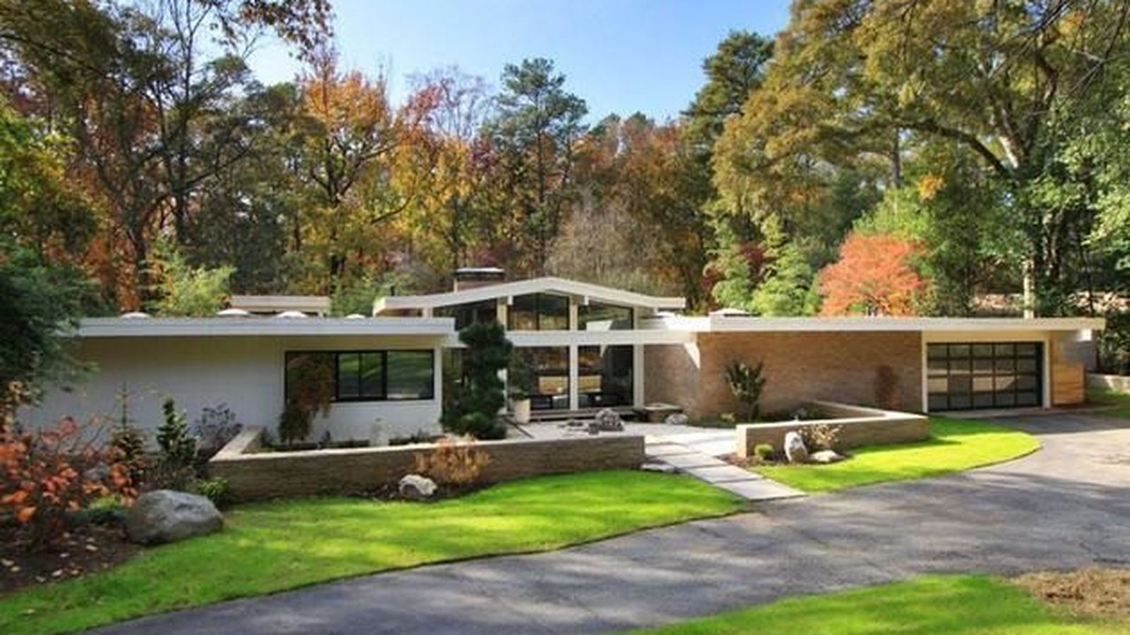 20 of the Most Beautiful Homes in TV Shows Housely