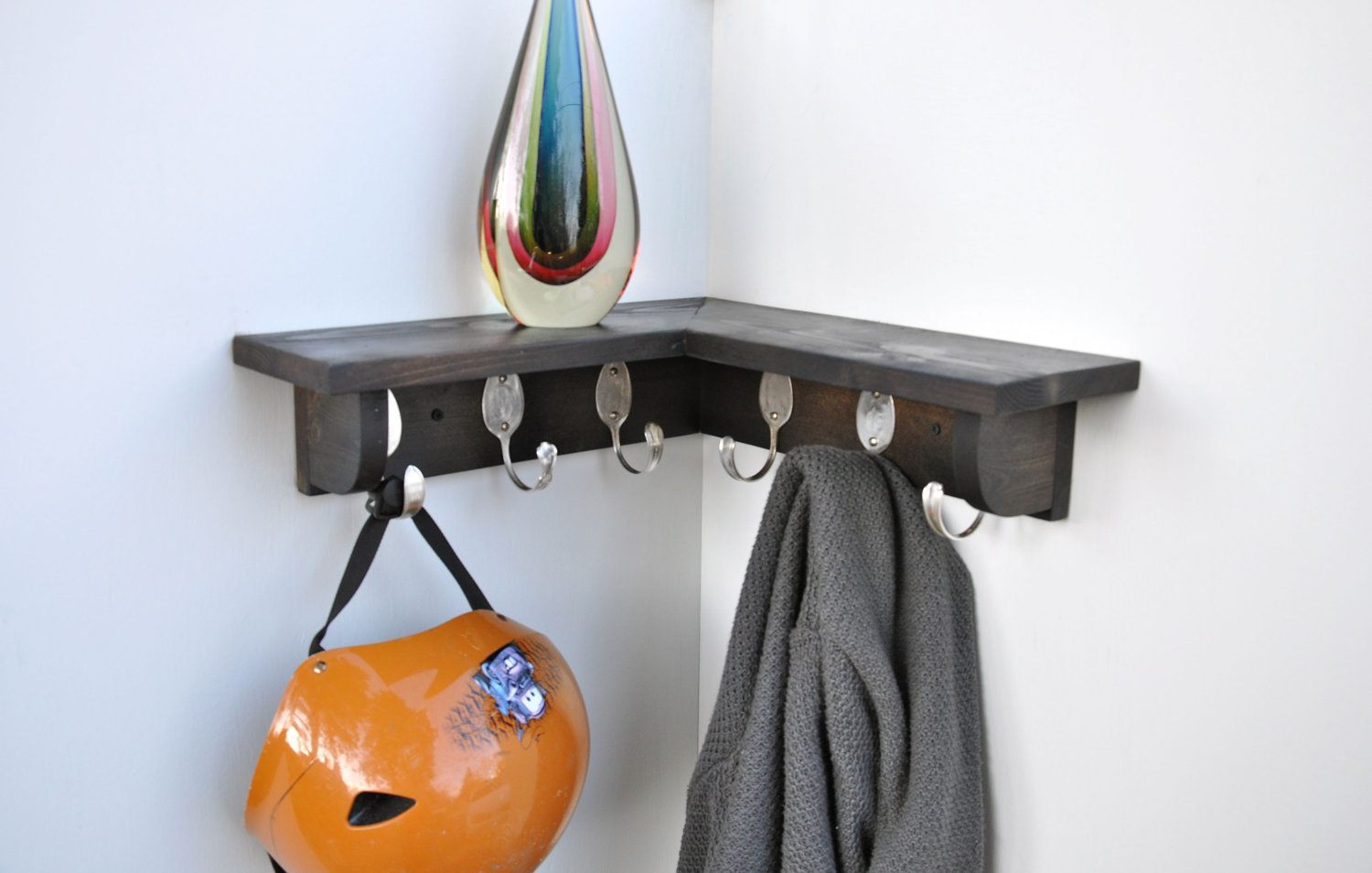 How To Select the Perfect Coat Rack