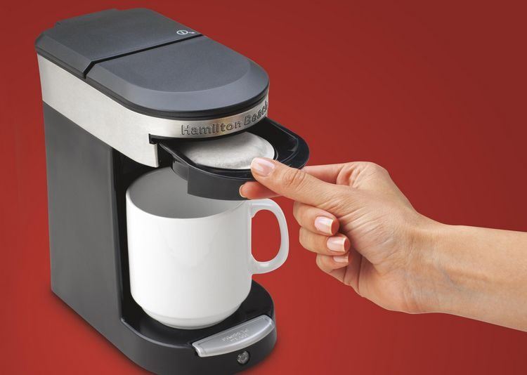 One Cup Coffeemaker With Travel Mug