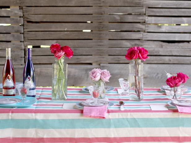 simple summer table setting