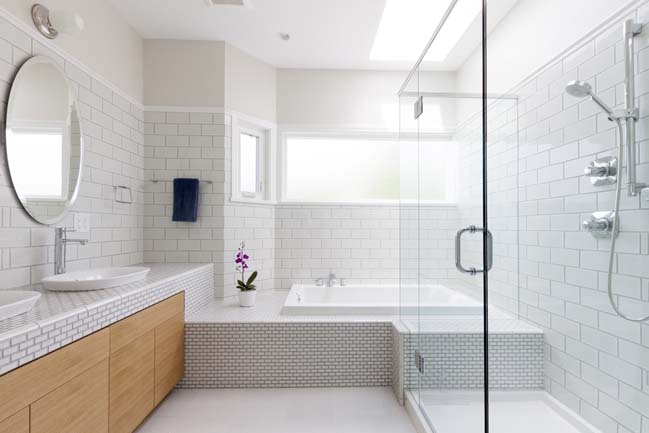 before-after-small-bathroom-design-01