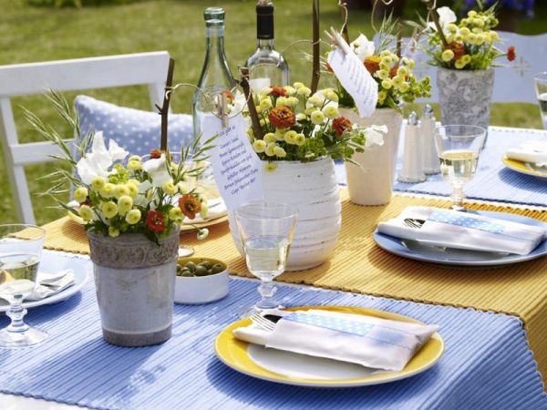 colorful summer table setting