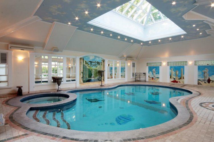 20 Homes With Beautiful Indoor Swimming Pool Designs