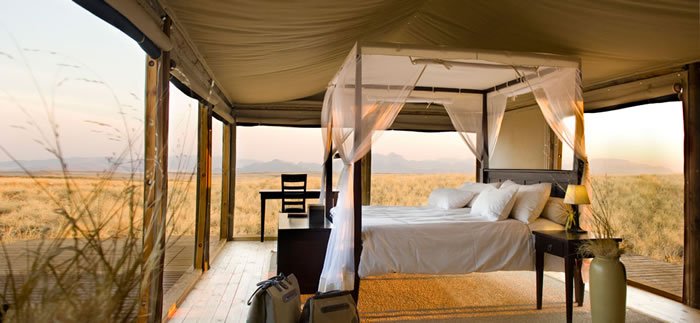 desert outdoor bedroom