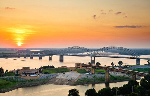 mississippi river in memphis