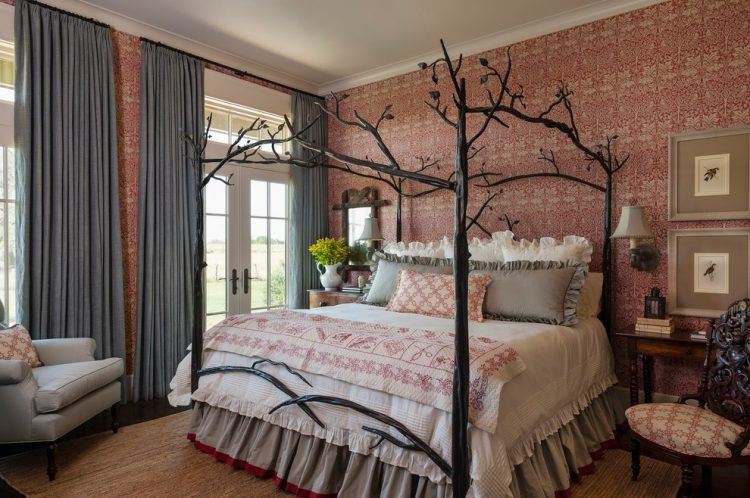 20 Beautiful Four Poster Bed Designs