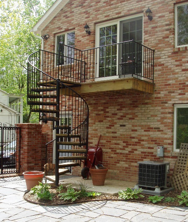 outdoor spiral staircase design