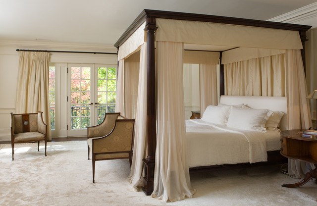 traditional bedroom with four poster bed