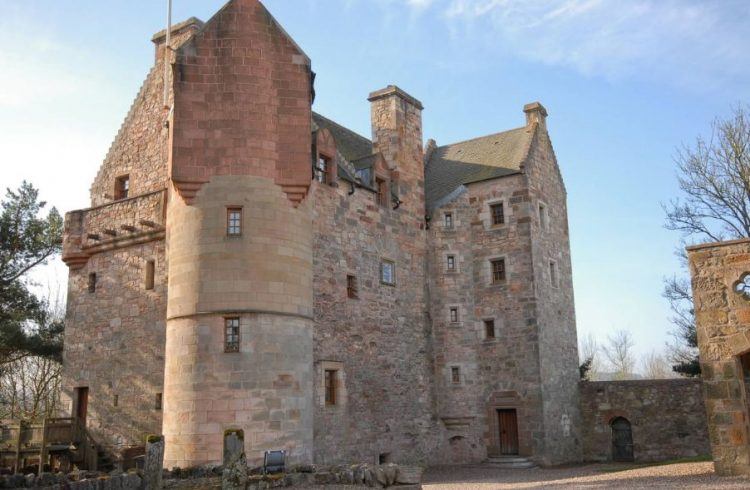 Dairsie Castle