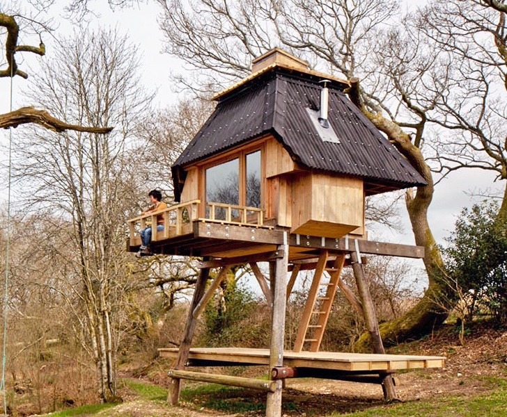 tiny hut on stilts