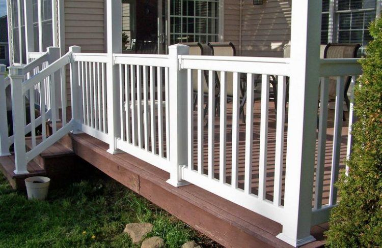 Five Deck Surfaces That Won't Burn Your Feet