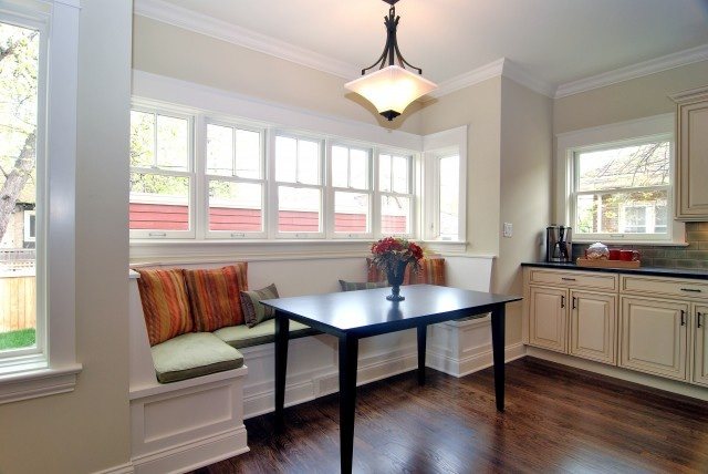 bay window seat in kitchen